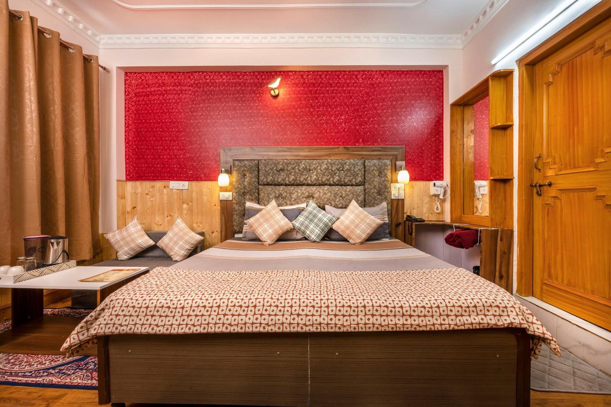 The Bougainvillea, Mcleodganj 다람샬라 외부 사진